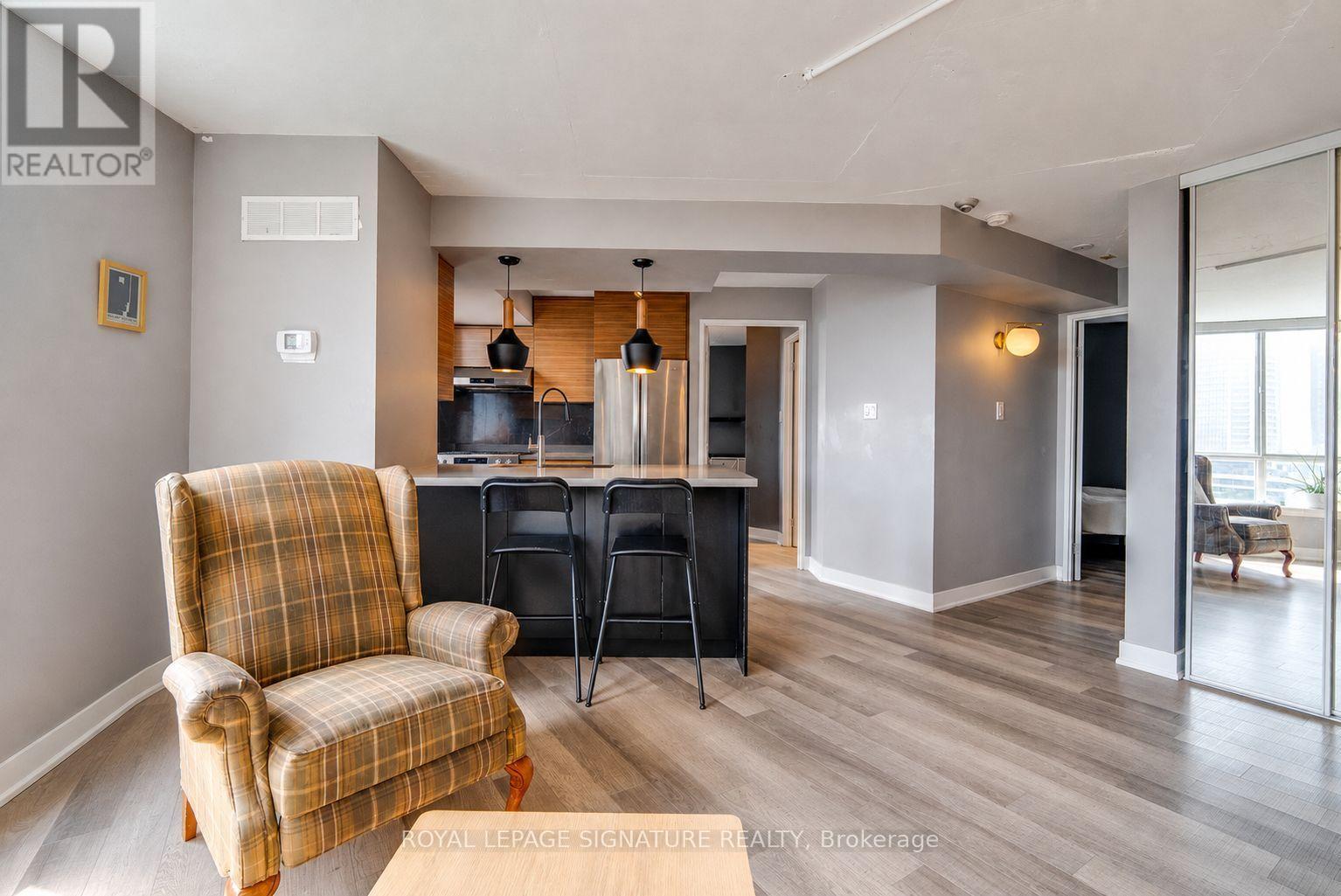 1113 - 801 King Street W, Toronto, Ontario  M5V 3C9 - Photo 2 - C13646434