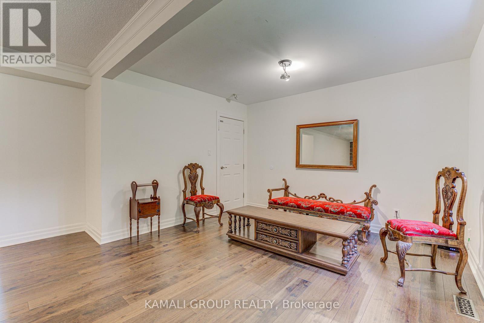 5 Caravan Drive, Toronto, Ontario  M3B 1M9 - Photo 16 - C13646498