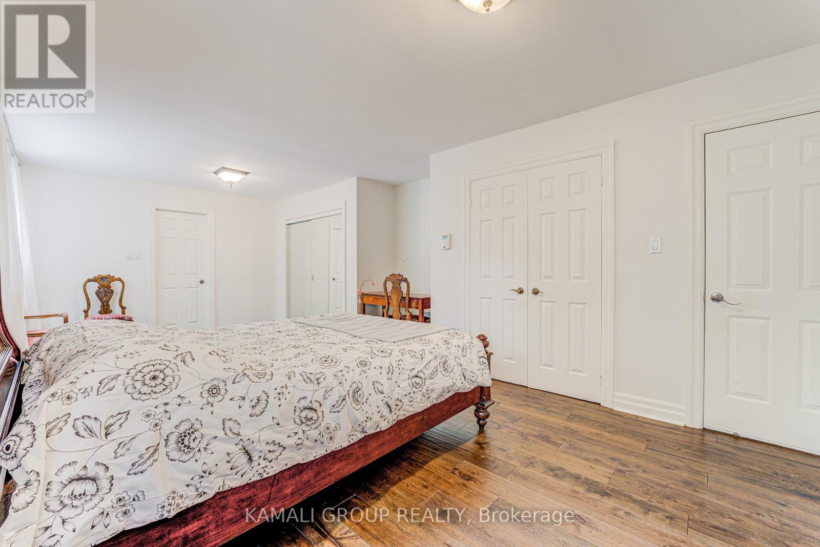 5 Caravan Drive, Toronto, Ontario  M3B 1M9 - Photo 9 - C13646498