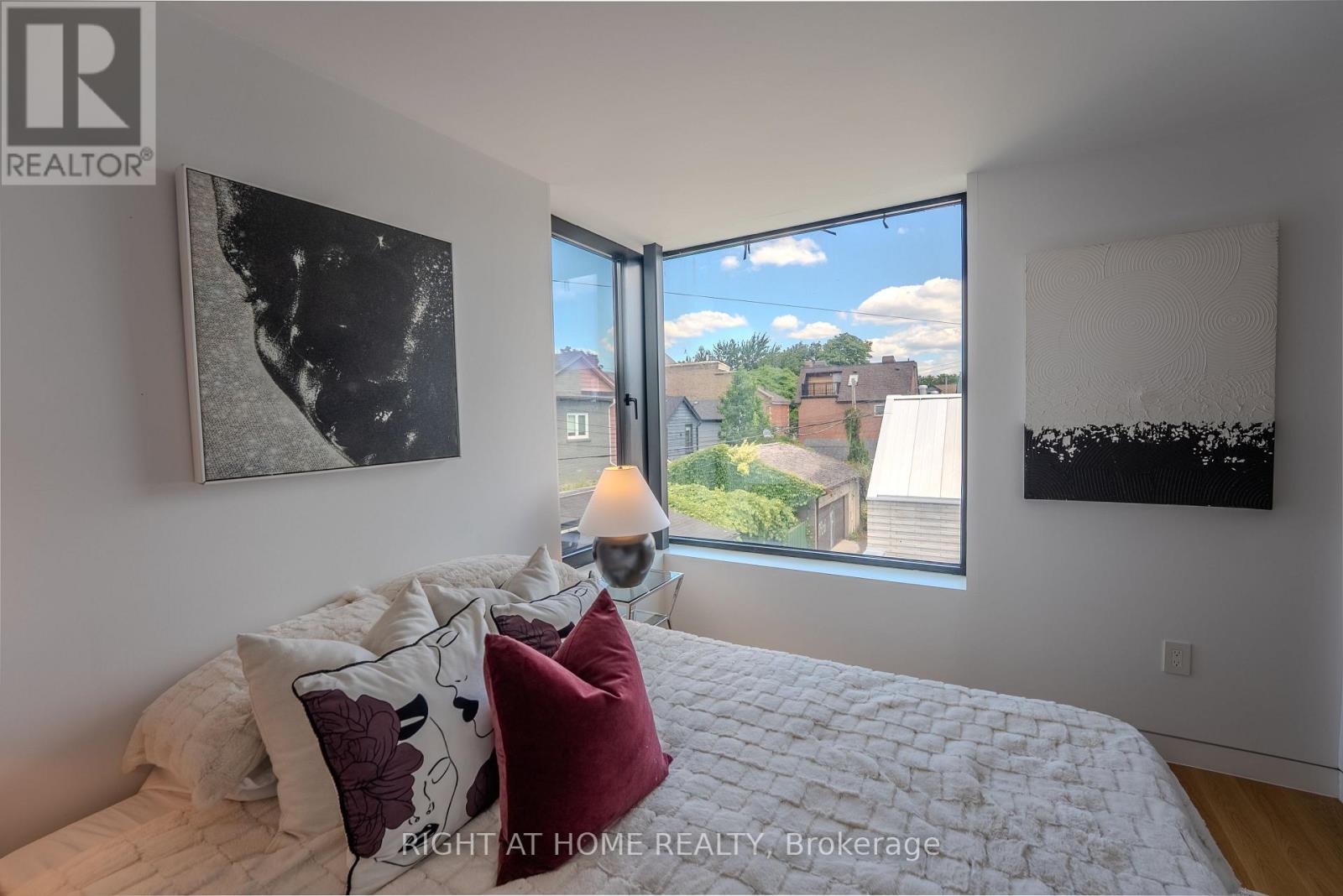79 Northcote Avenue, Toronto, Ontario  M6J 3K2 - Photo 12 - C13646510