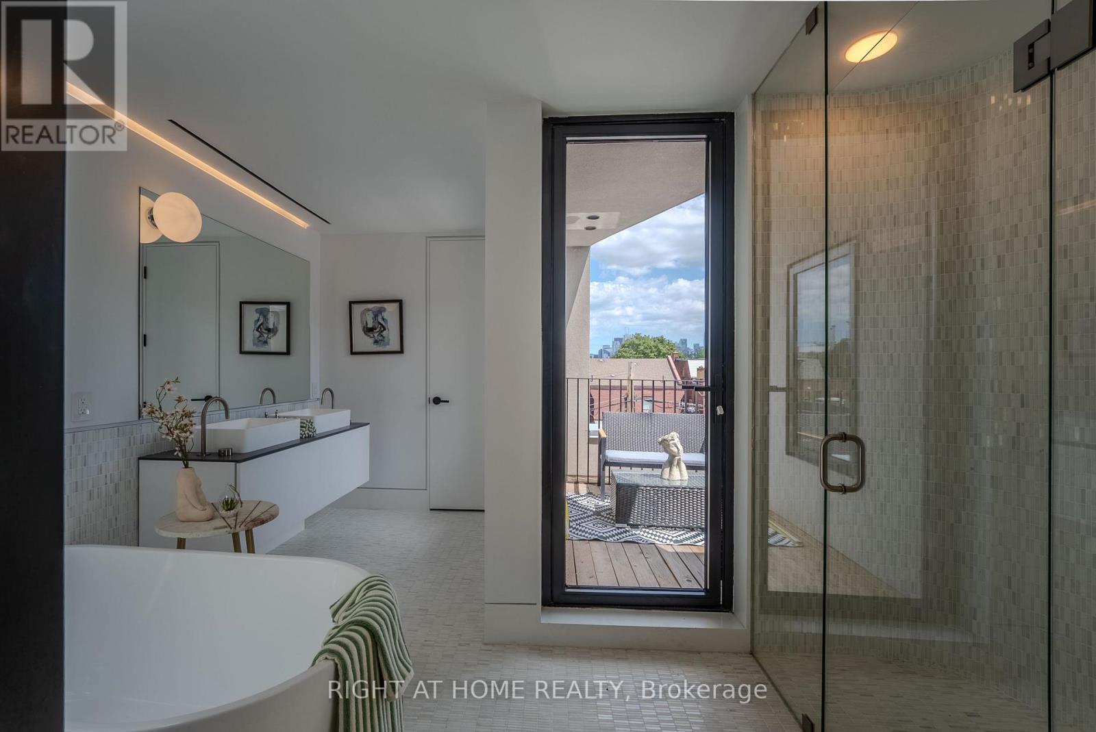 79 Northcote Avenue, Toronto, Ontario  M6J 3K2 - Photo 24 - C13646510