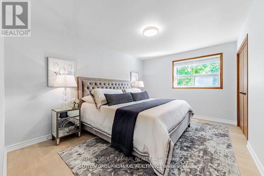Main - 19 Tobruk Crescent, Toronto, Ontario  M2M 3B3 - Photo 12 - C13646542