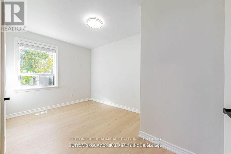 Main - 19 Tobruk Crescent, Toronto, Ontario  M2M 3B3 - Photo 16 - C13646542