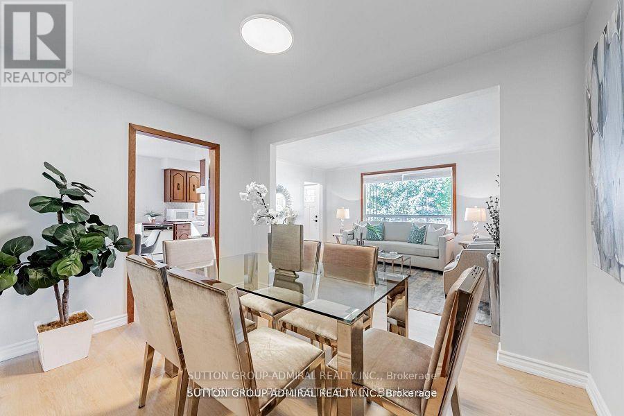 Main - 19 Tobruk Crescent, Toronto, Ontario  M2M 3B3 - Photo 8 - C13646542
