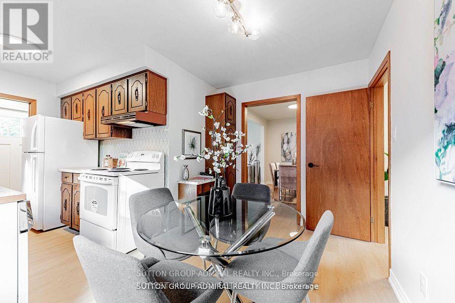 Main - 19 Tobruk Crescent, Toronto, Ontario  M2M 3B3 - Photo 9 - C13646542