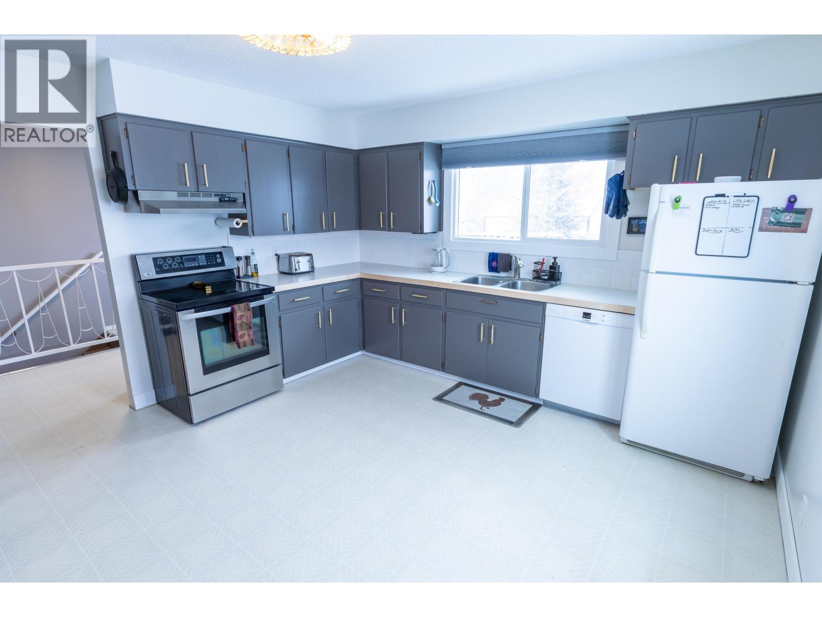 11222 Poplar Road, Fort St. John, British Columbia  V1J 8E5 - Photo 7 - R3153395