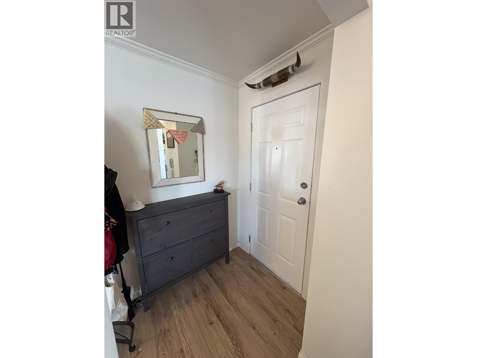 306 22347 Lougheed Highway, Maple Ridge, British Columbia  V2X 2T3 - Photo 3 - R3153285