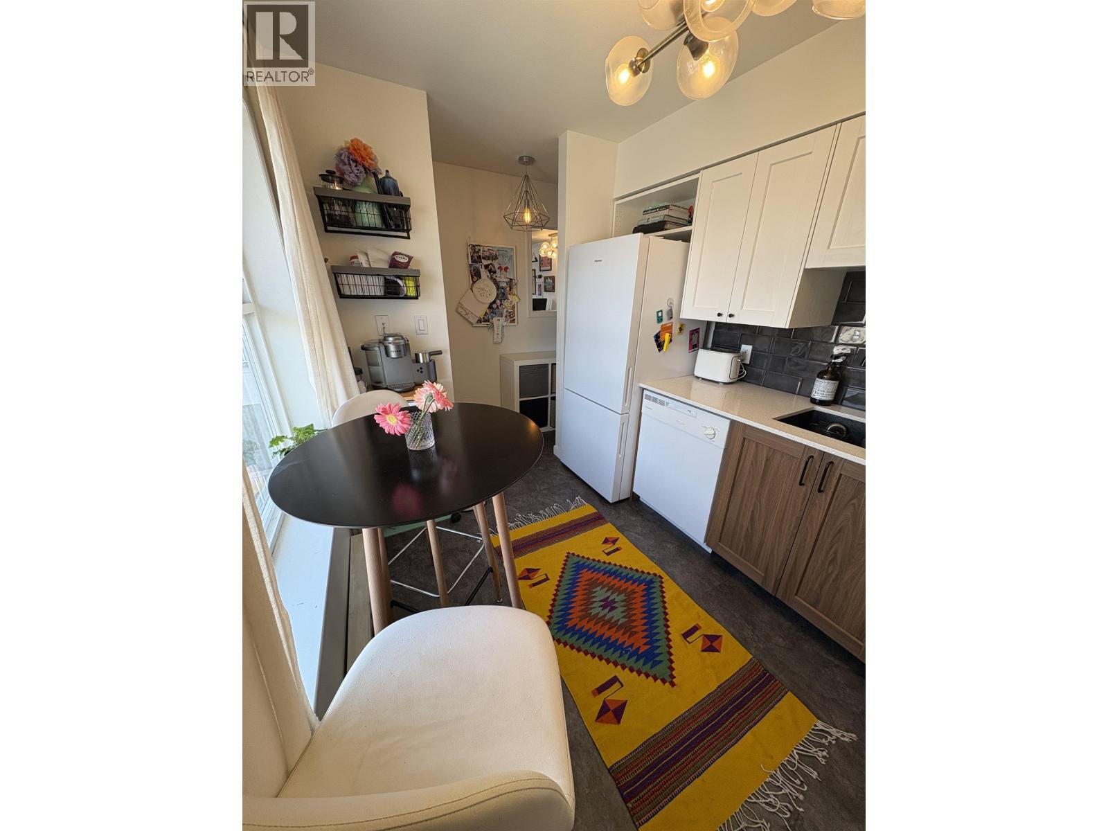 306 22347 Lougheed Highway, Maple Ridge, British Columbia  V2X 2T3 - Photo 6 - R3153285