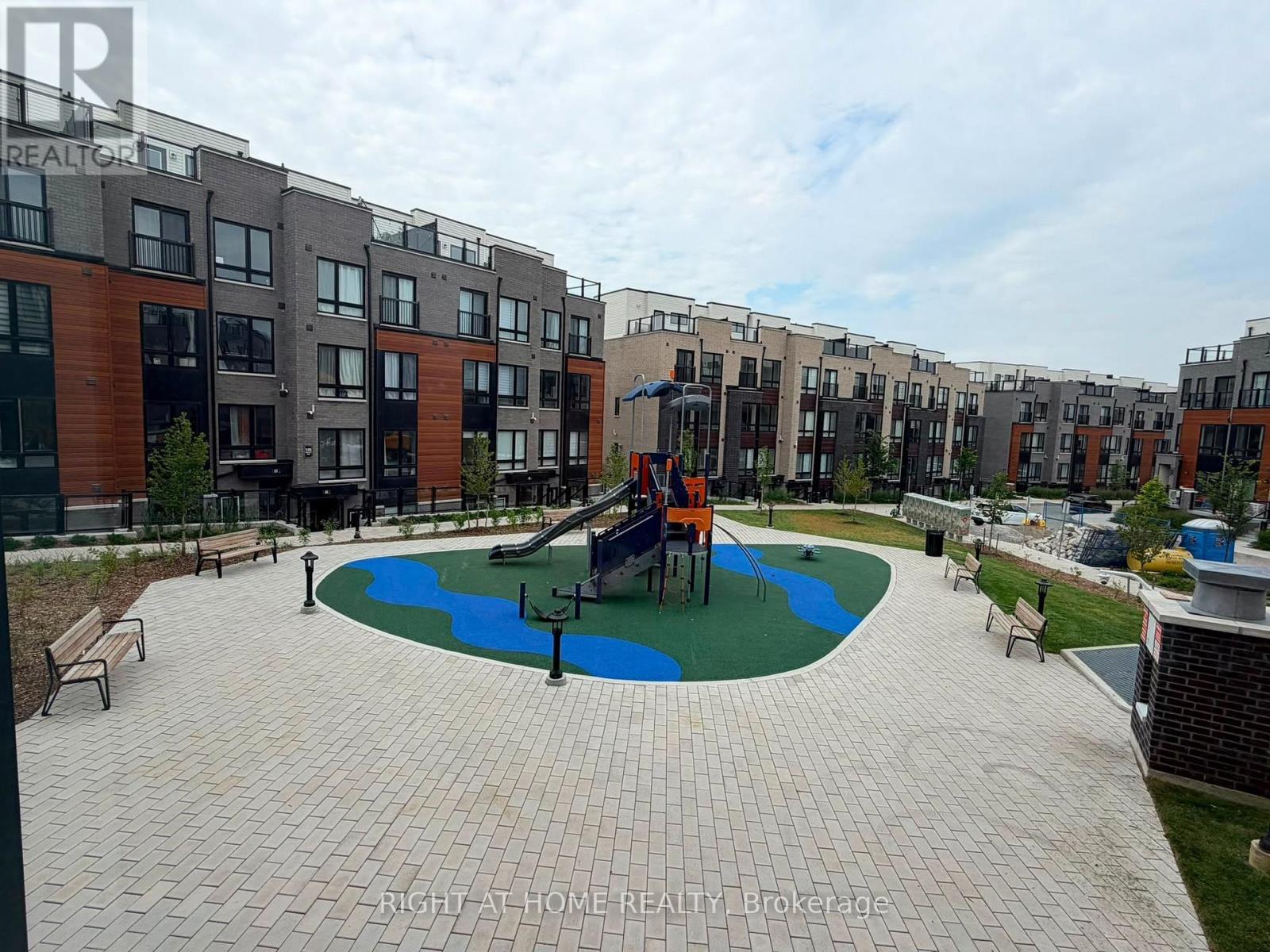 14 - 10 Liben Way, Toronto, Ontario M1B 0E8 - Photo 2 - E13646388