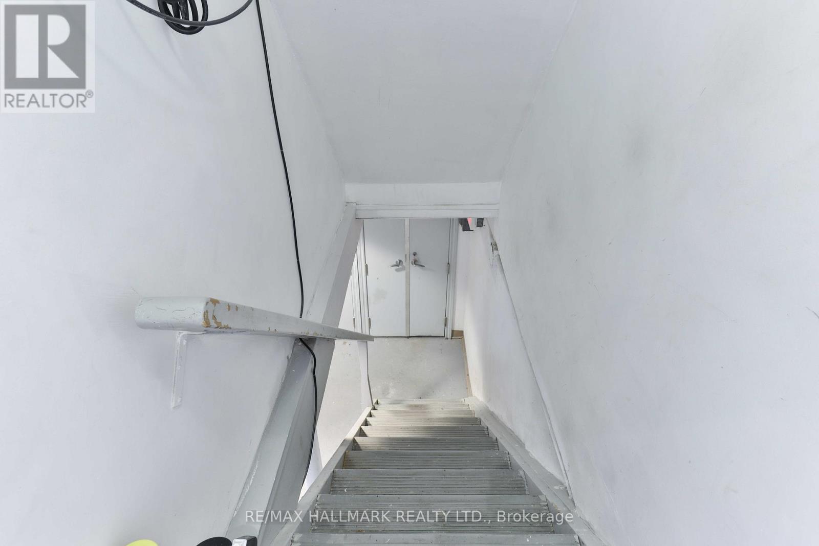 478 Cosburn Avenue N, Toronto, Ontario M4J 2N5 - Photo 27 - E13646580