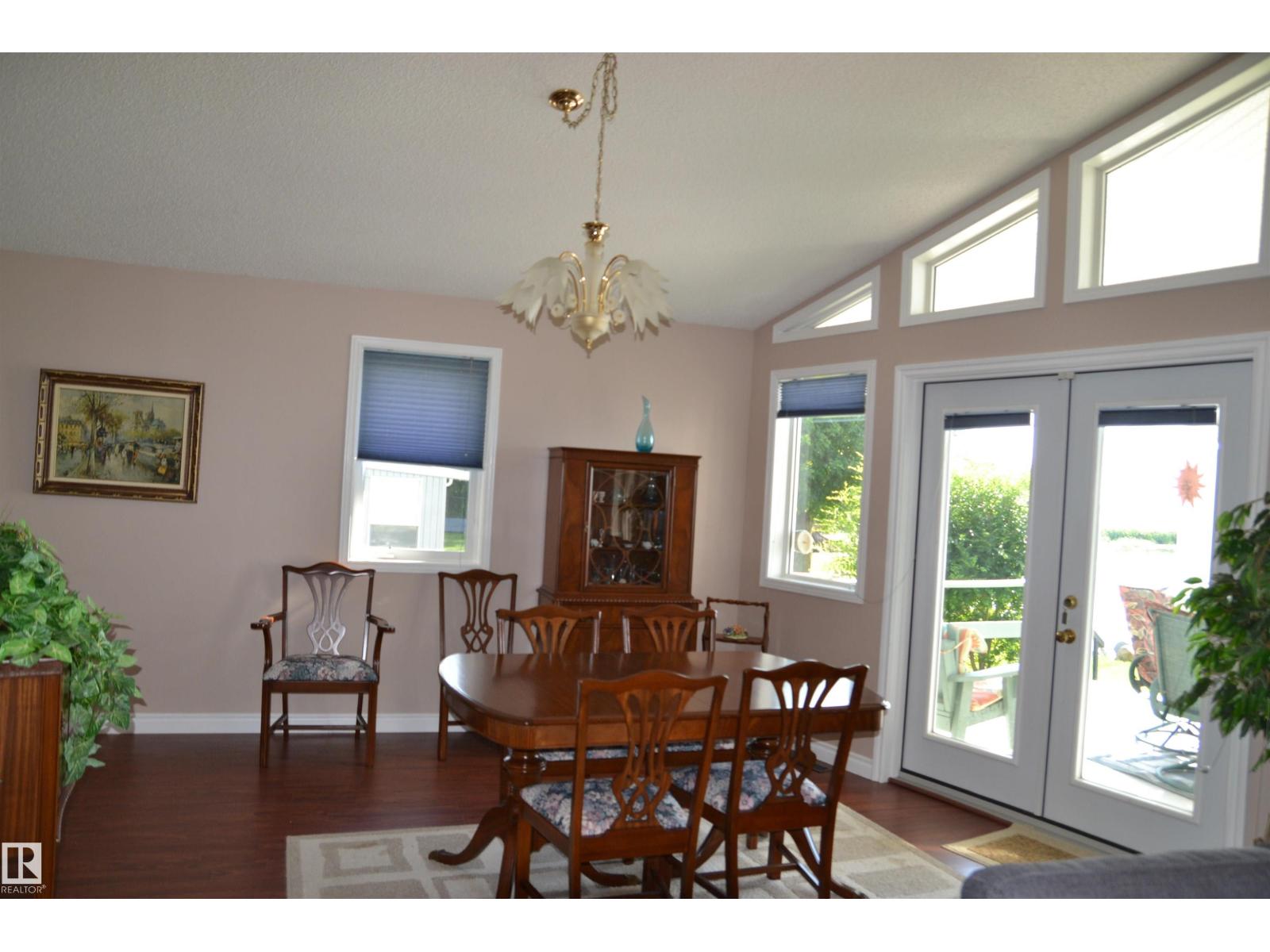 4740 Sunset Dr, Rural Lac Ste. Anne County, Alberta  T0E 0A0 - Photo 38 - E4501652