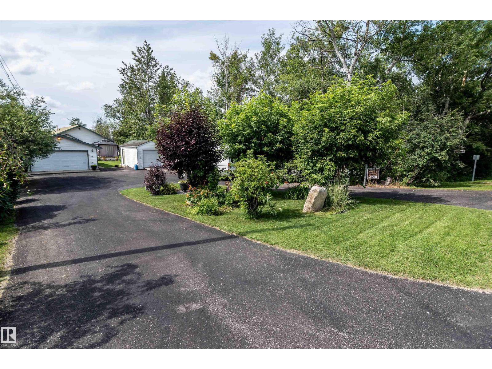 4740 Sunset Dr, Rural Lac Ste. Anne County, Alberta  T0E 0A0 - Photo 48 - E4501652