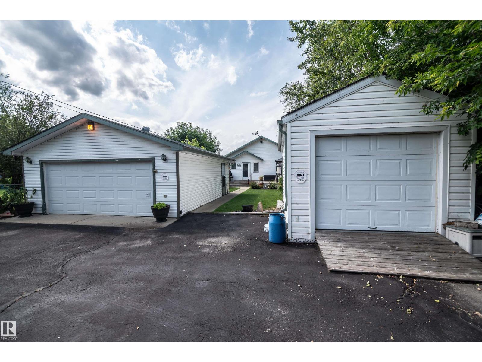 4740 Sunset Dr, Rural Lac Ste. Anne County, Alberta  T0E 0A0 - Photo 51 - E4501652