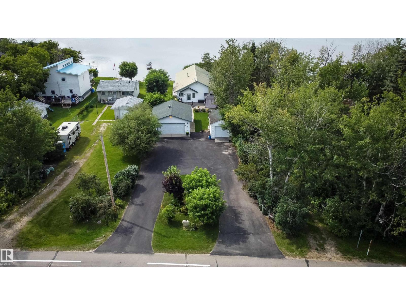 4740 Sunset Dr, Rural Lac Ste. Anne County, Alberta  T0E 0A0 - Photo 4 - E4501652