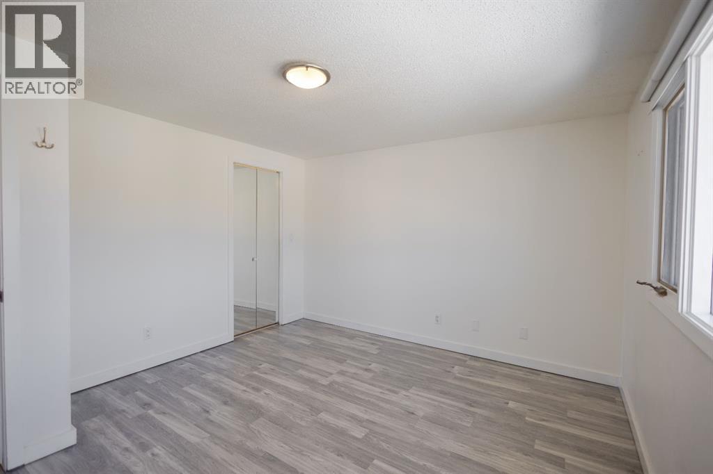 11, 116 Silver Crest Drive NW, Calgary, Alberta  T3B 4N9 - Photo 14 - A2324145
