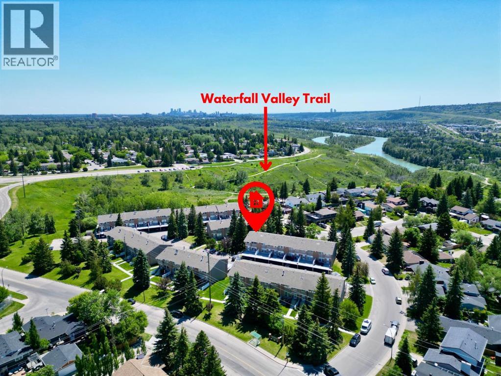 11, 116 Silver Crest Drive NW, Calgary, Alberta  T3B 4N9 - Photo 3 - A2324145