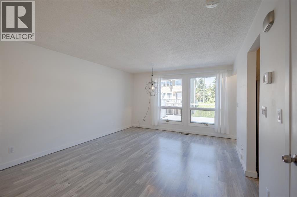 11, 116 Silver Crest Drive NW, Calgary, Alberta  T3B 4N9 - Photo 9 - A2324145