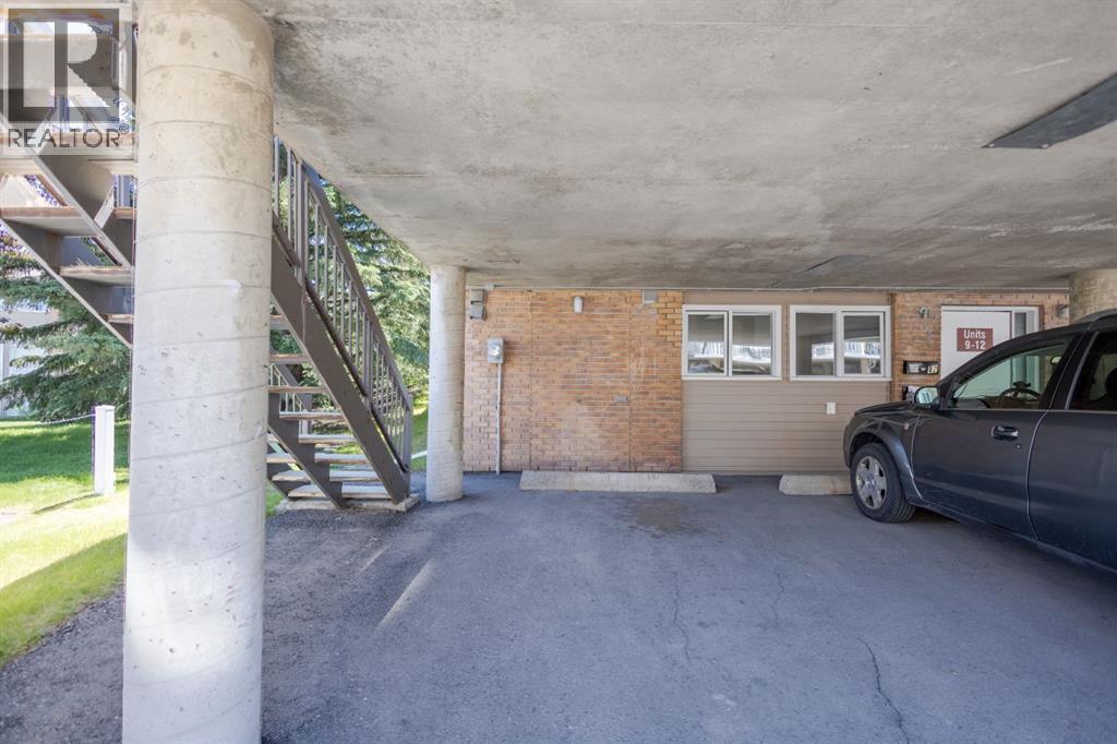 11, 116 Silver Crest Drive NW, Calgary, Alberta  T3B 4N9 - Photo 25 - A2324145