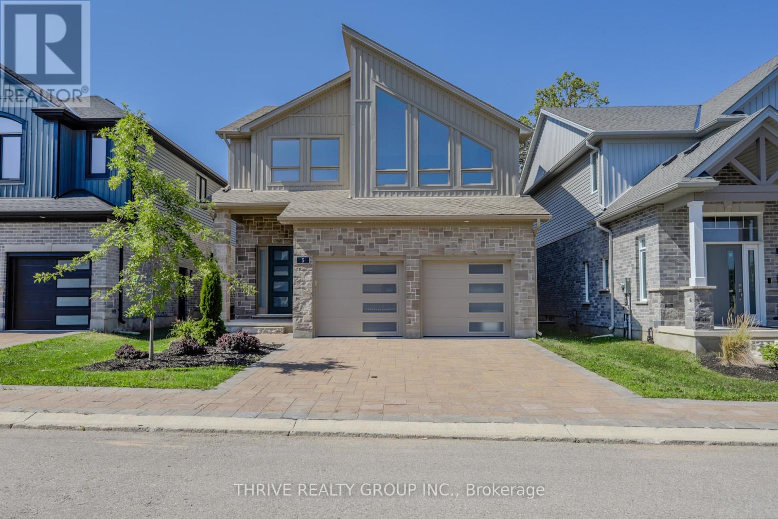 5 - 1061 EAGLETRACE DRIVE, London North, Ontario