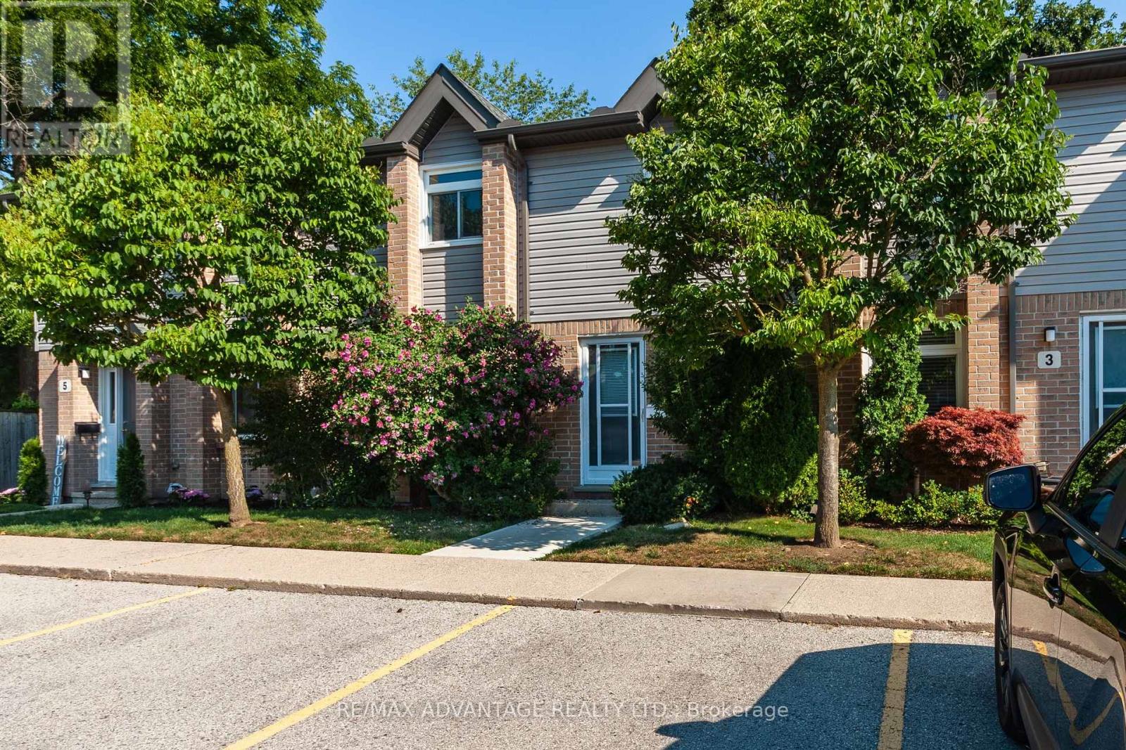 4 - 1294 BYRON BASELINE ROAD W, London South, Ontario