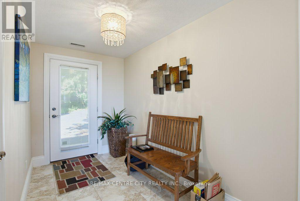174 Brayside Street, Central Elgin, Ontario  N5L 1A2 - Photo 5 - X13646592