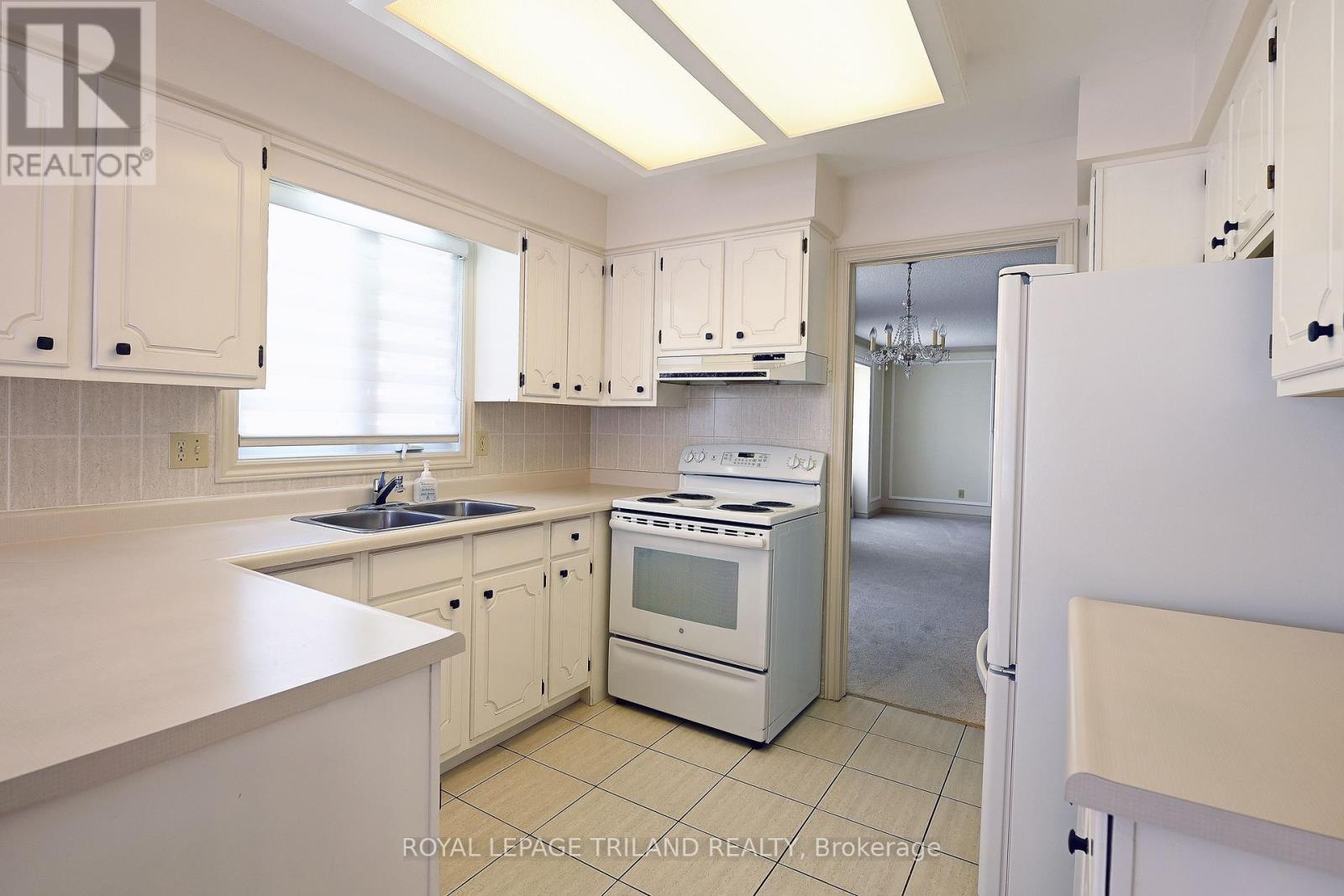 4 - 94 Pine Valley Gate, London South, Ontario  N6J 4P7 - Photo 10 - X13646644