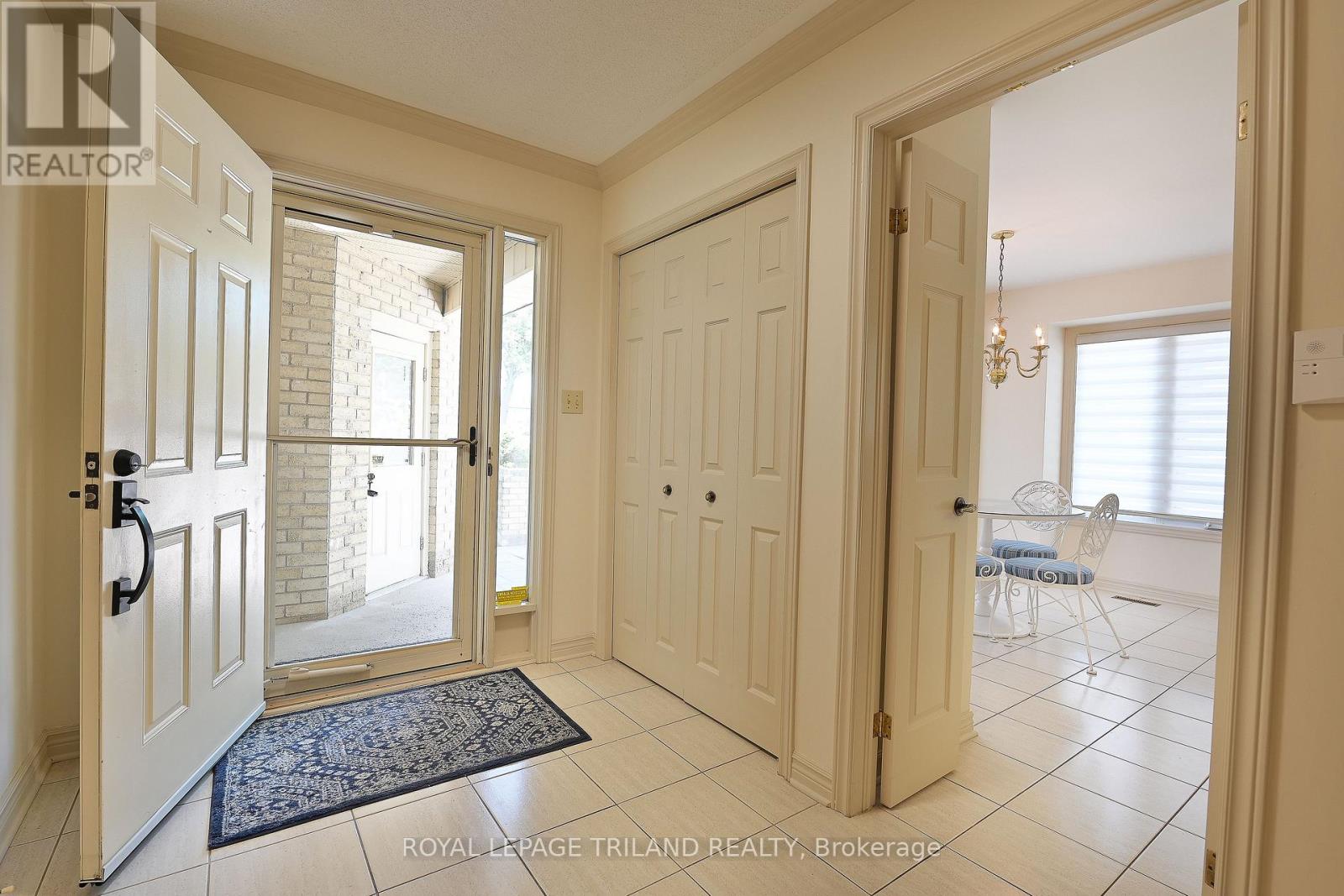 4 - 94 Pine Valley Gate, London South, Ontario  N6J 4P7 - Photo 5 - X13646644