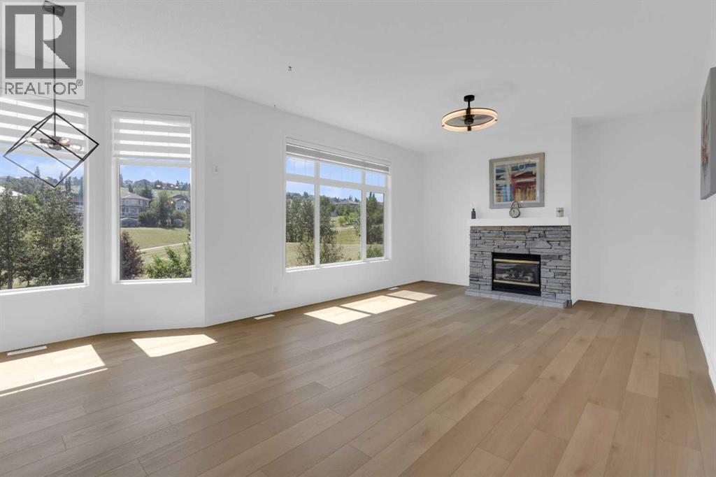 99 Edgeridge View NW, Calgary, Alberta  T3A 5Z1 - Photo 11 - A2331929