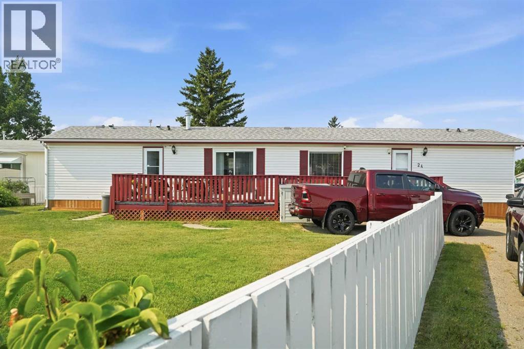 24, 649 Main Street N, Airdrie, Alberta