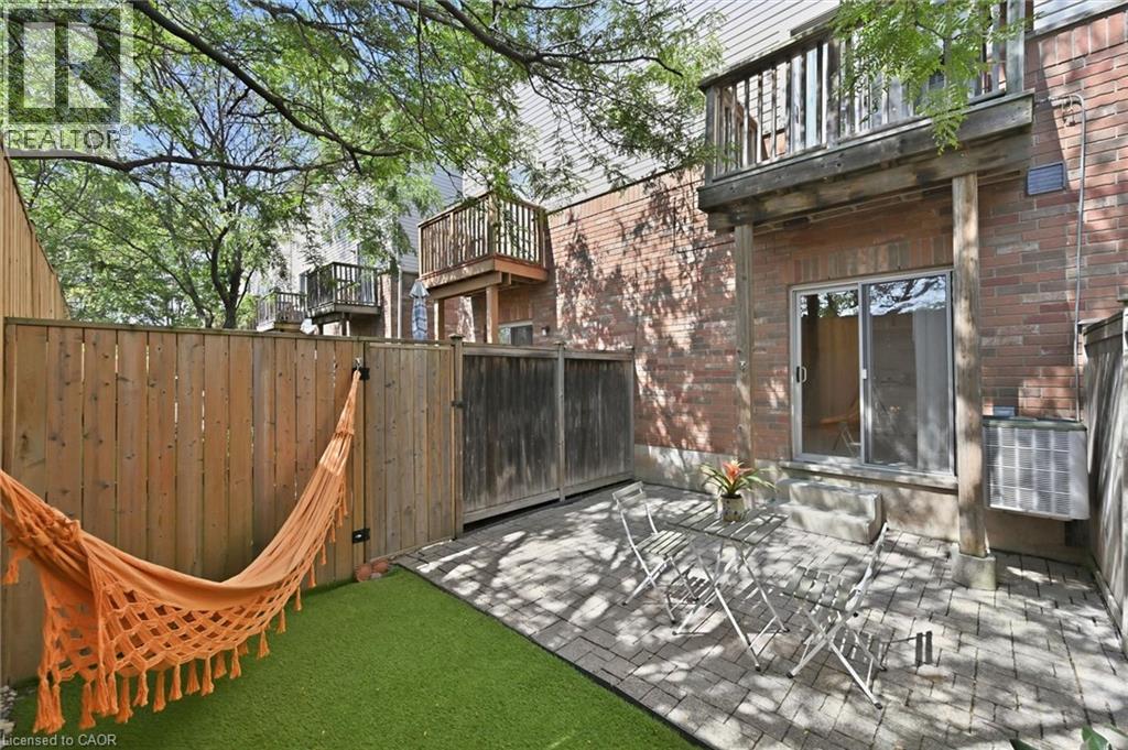 678 Rowley Common, Burlington, Ontario  L7L 0A5 - Photo 28 - 40853508