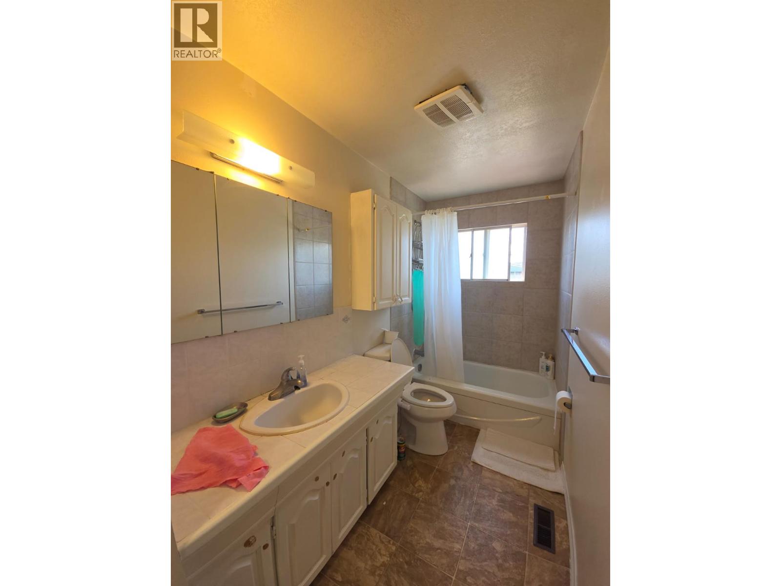 1817 Aspen Drive, Dawson Creek, British Columbia  V1G 2S5 - Photo 16 - 10395960