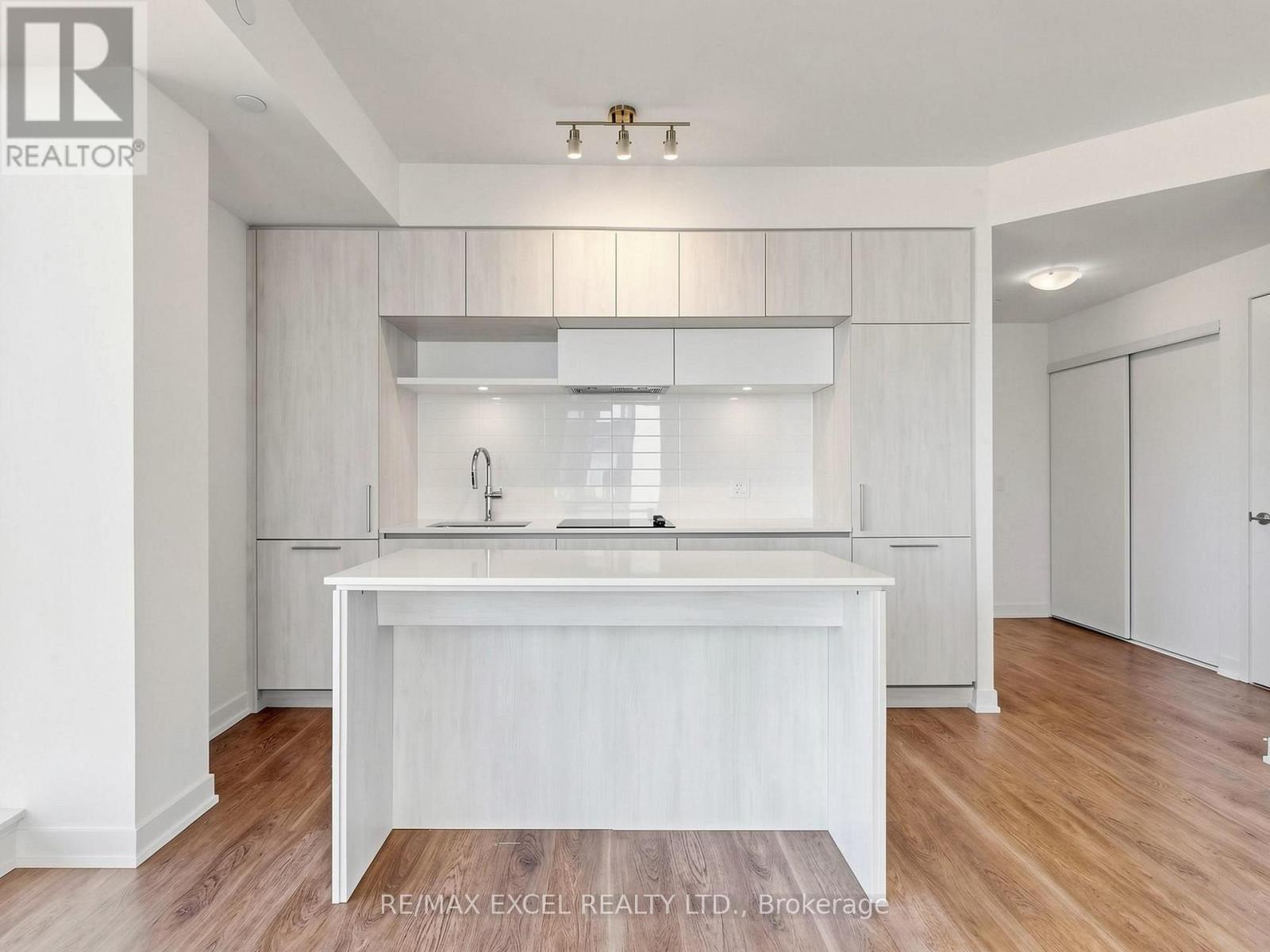 602 - 6 David Eyer Road, Richmond Hill, Ontario  L4S 0N5 - Photo 17 - N13646404