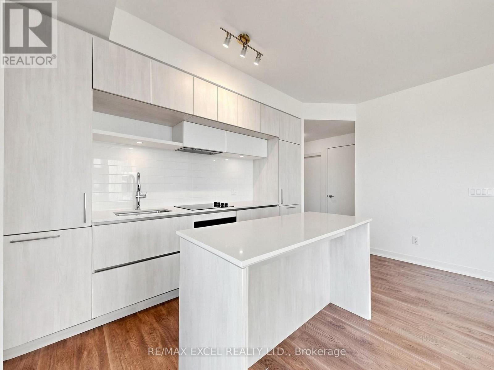 602 - 6 David Eyer Road, Richmond Hill, Ontario  L4S 0N5 - Photo 18 - N13646404