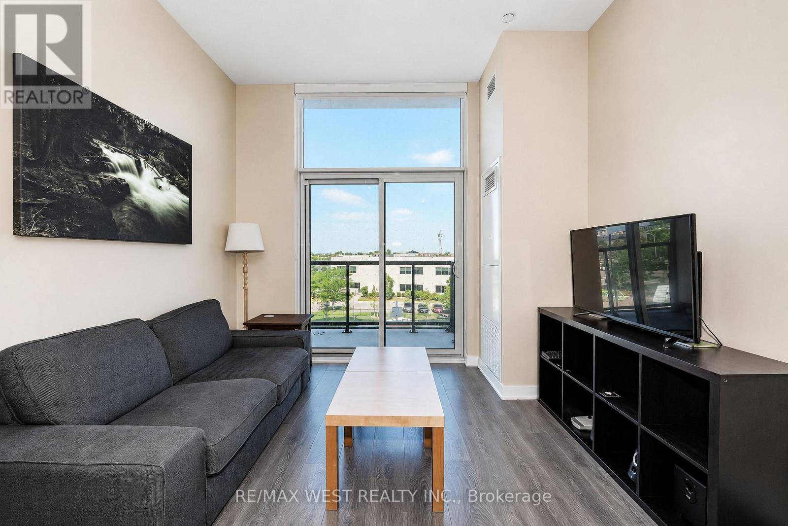 311 - 60 Honeycrisp Crescent, Vaughan, Ontario  L4K 0N5 - Photo 6 - N13646470