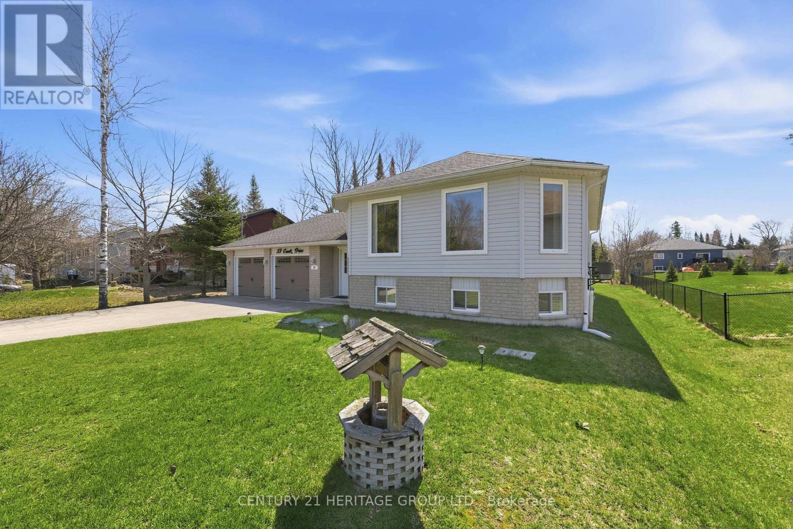 27 Creek Drive, Georgina, Ontario  L0E 1N0 - Photo 5 - N13646474