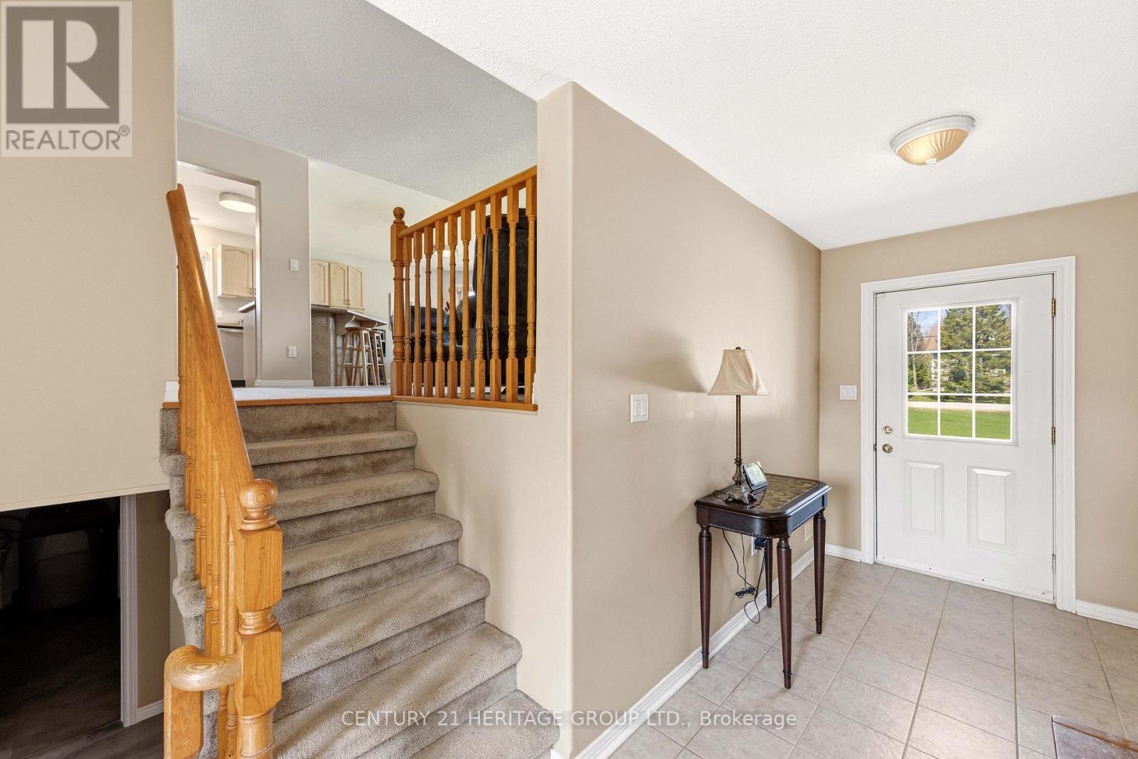27 Creek Drive, Georgina, Ontario  L0E 1N0 - Photo 6 - N13646474