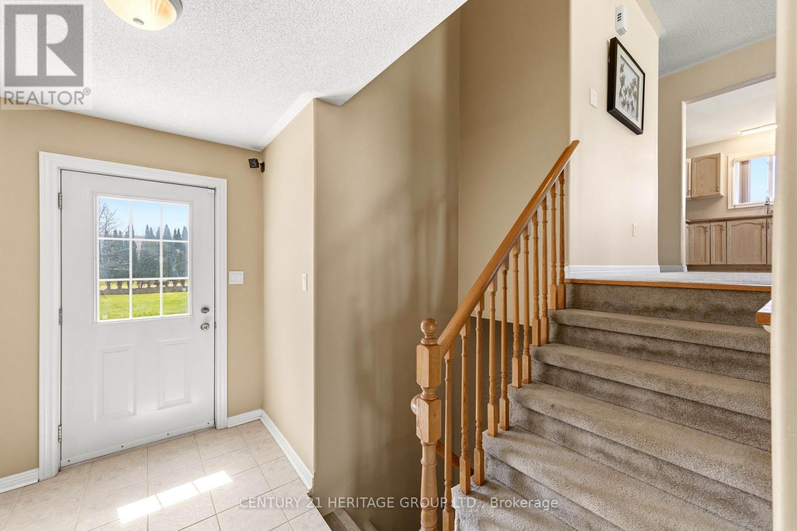 27 Creek Drive, Georgina, Ontario  L0E 1N0 - Photo 9 - N13646474