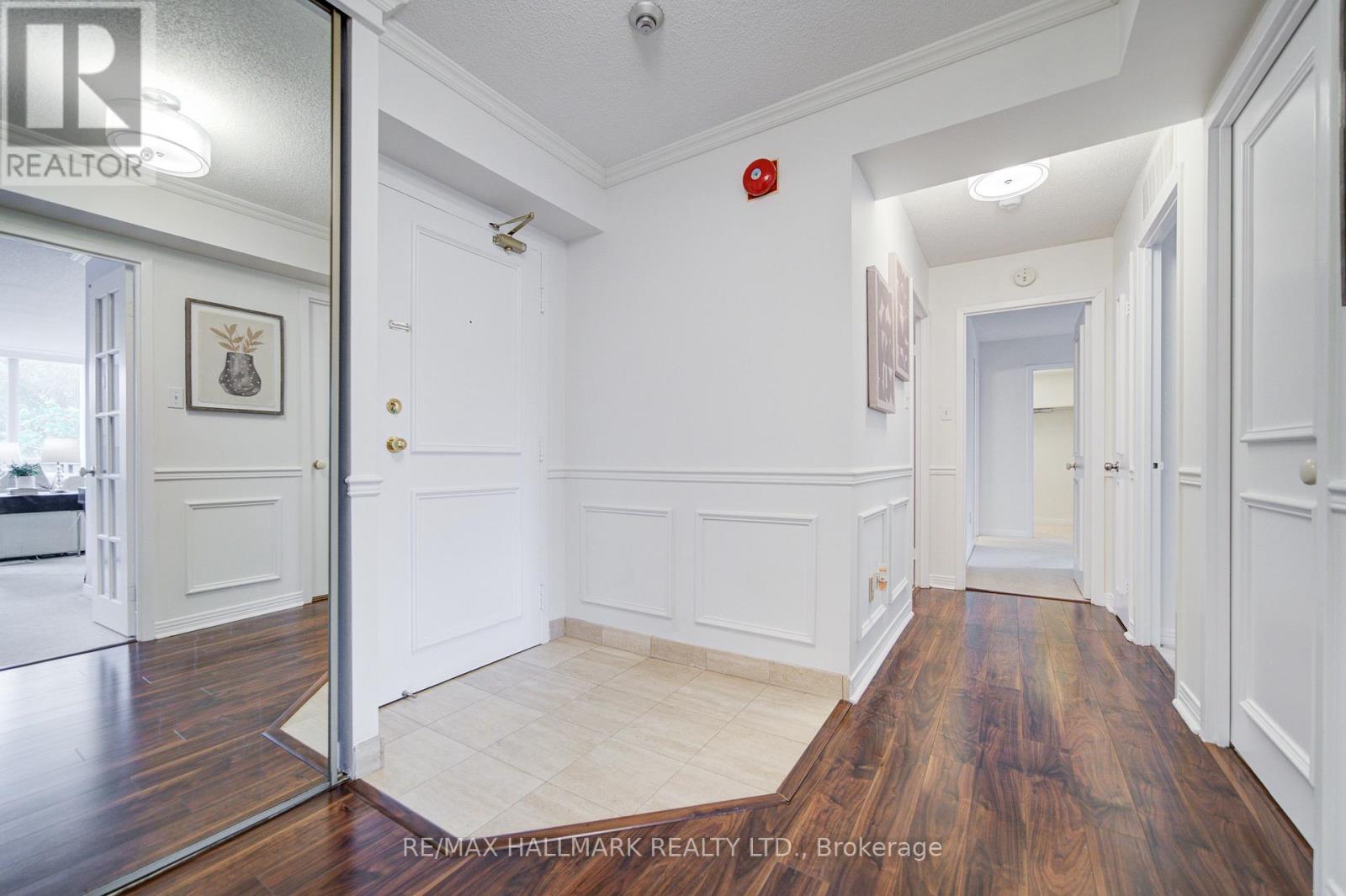 208 - 30 Wilson Street, Markham (Old Markham Village), Ontario  L3P 1N1 - Photo 4 - N13646536