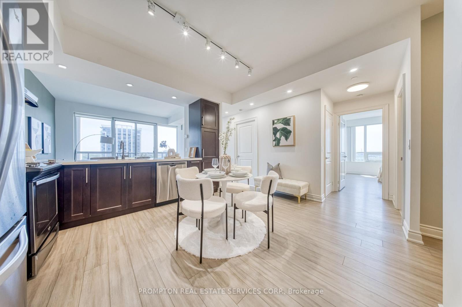 1208 - 38 Cedarland Drive, Markham, Ontario  L6G 0G7 - Photo 6 - N13646548
