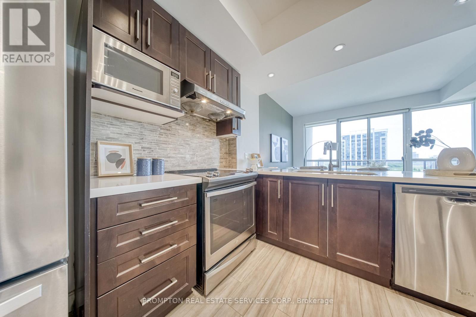 1208 - 38 Cedarland Drive, Markham, Ontario  L6G 0G7 - Photo 9 - N13646548