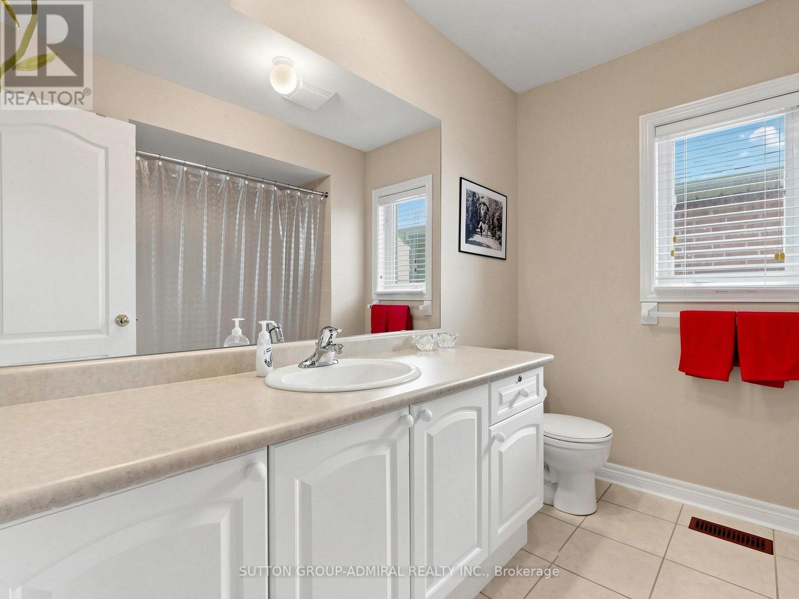 22 Canyon Hill Avenue, Richmond Hill, Ontario  L4C 0S3 - Photo 39 - N13646586