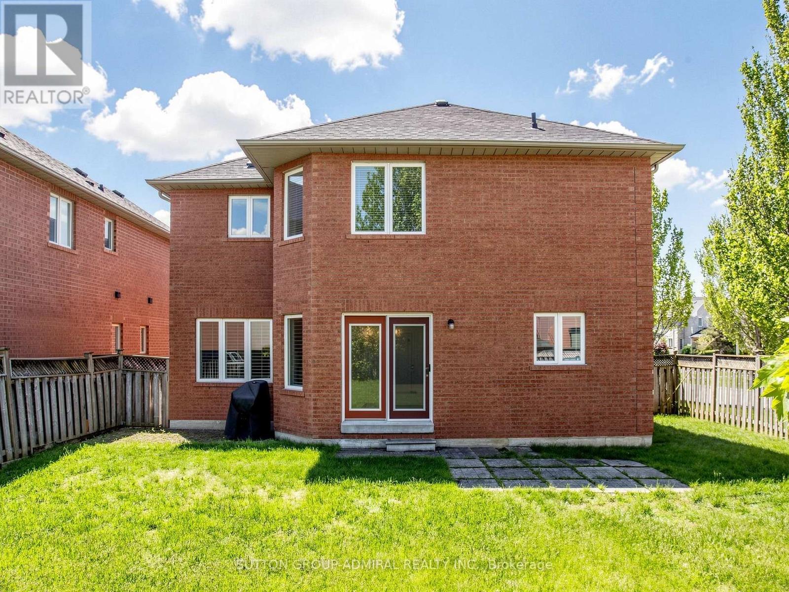 22 Canyon Hill Avenue, Richmond Hill, Ontario  L4C 0S3 - Photo 41 - N13646586