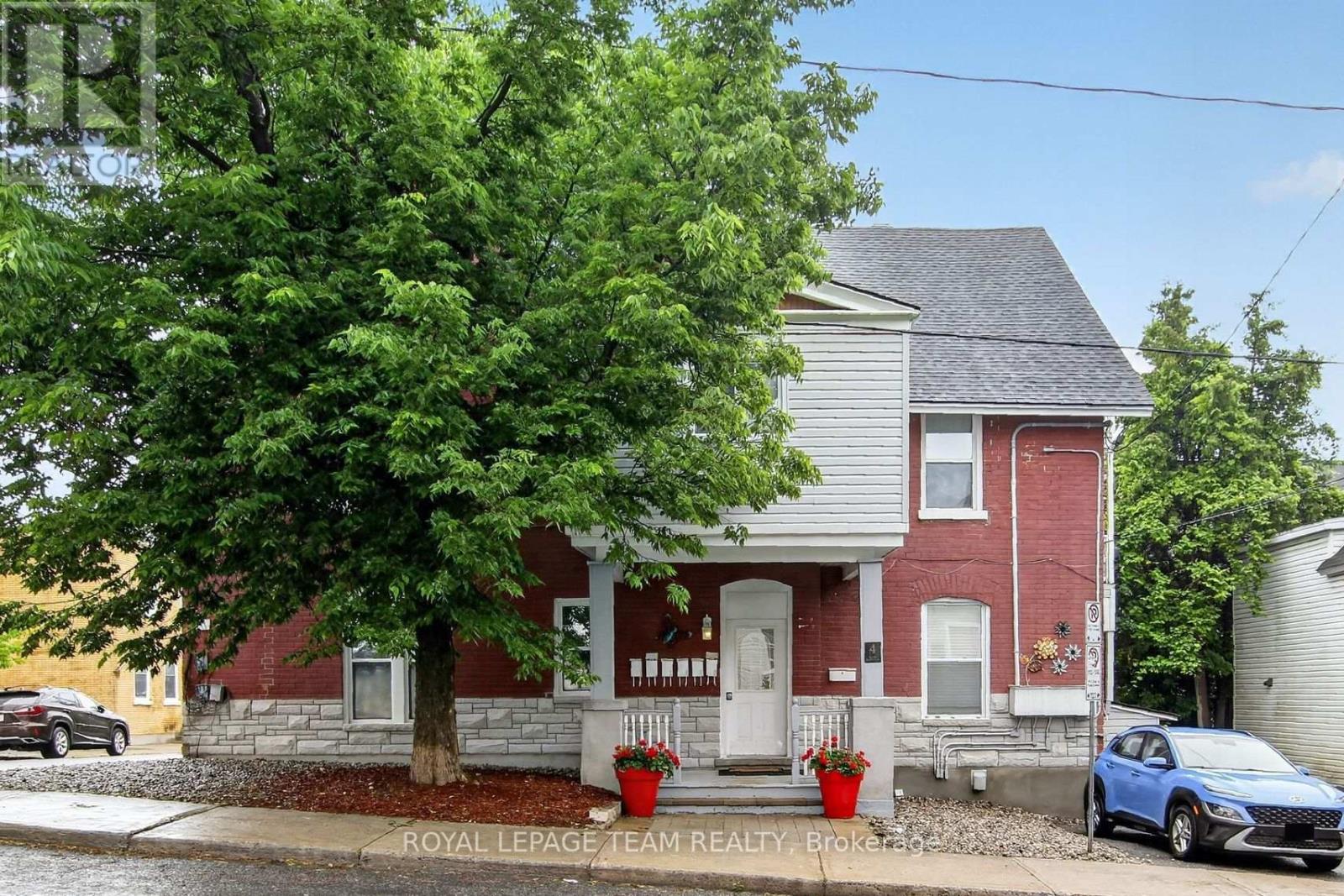 5 - 4 Eccles Street, Ottawa, Ontario K1R 6S2 - Photo 1 - X13646446
