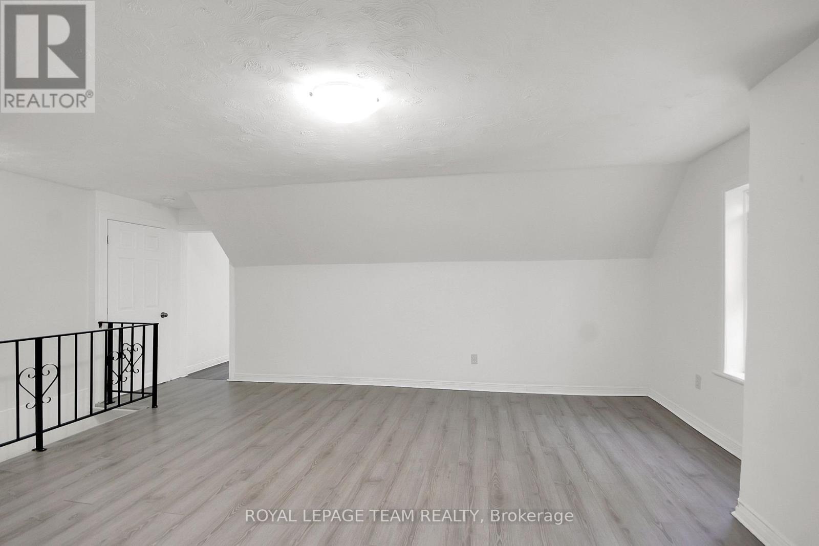 5 - 4 Eccles Street, Ottawa, Ontario K1R 6S2 - Photo 11 - X13646446