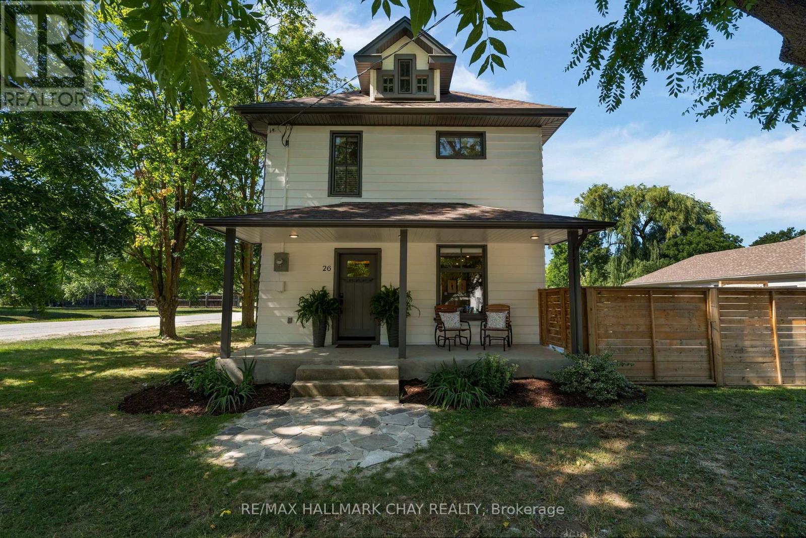 26 EDWARD STREET W, Clearview, Ontario