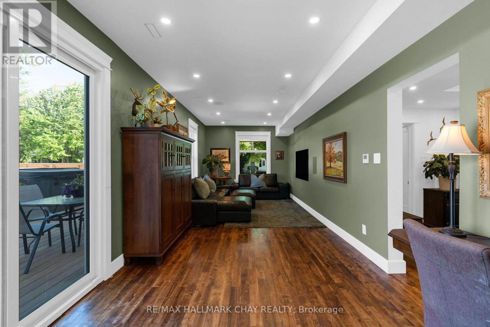 26 Edward Street W, Clearview, Ontario  L0M 1G0 - Photo 15 - S13646486