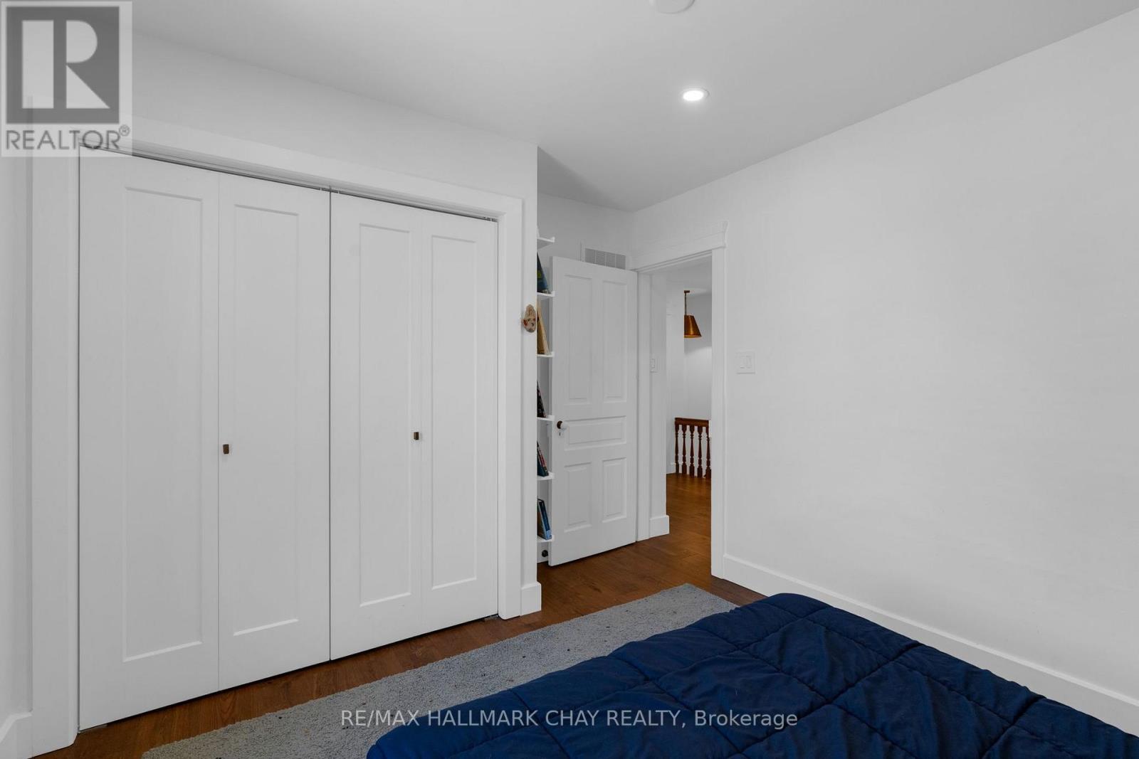26 Edward Street W, Clearview, Ontario  L0M 1G0 - Photo 22 - S13646486