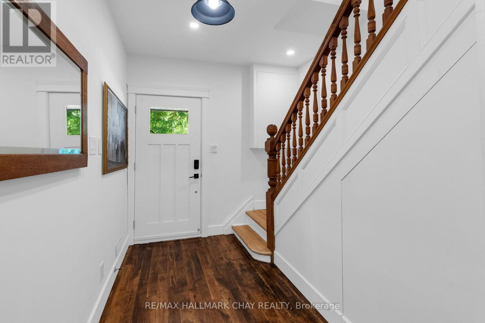 26 Edward Street W, Clearview, Ontario  L0M 1G0 - Photo 4 - S13646486