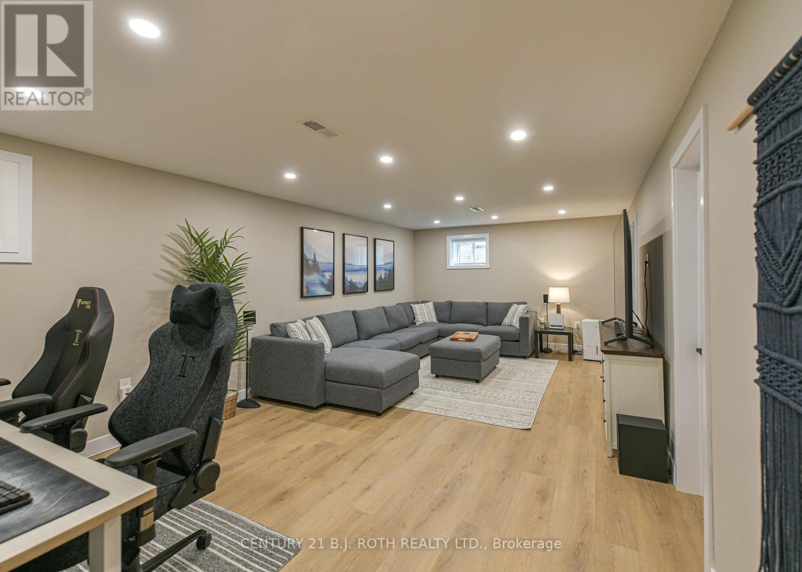 49 Bond Street, Orillia, Ontario  L3V 1J6 - Photo 30 - S13646500