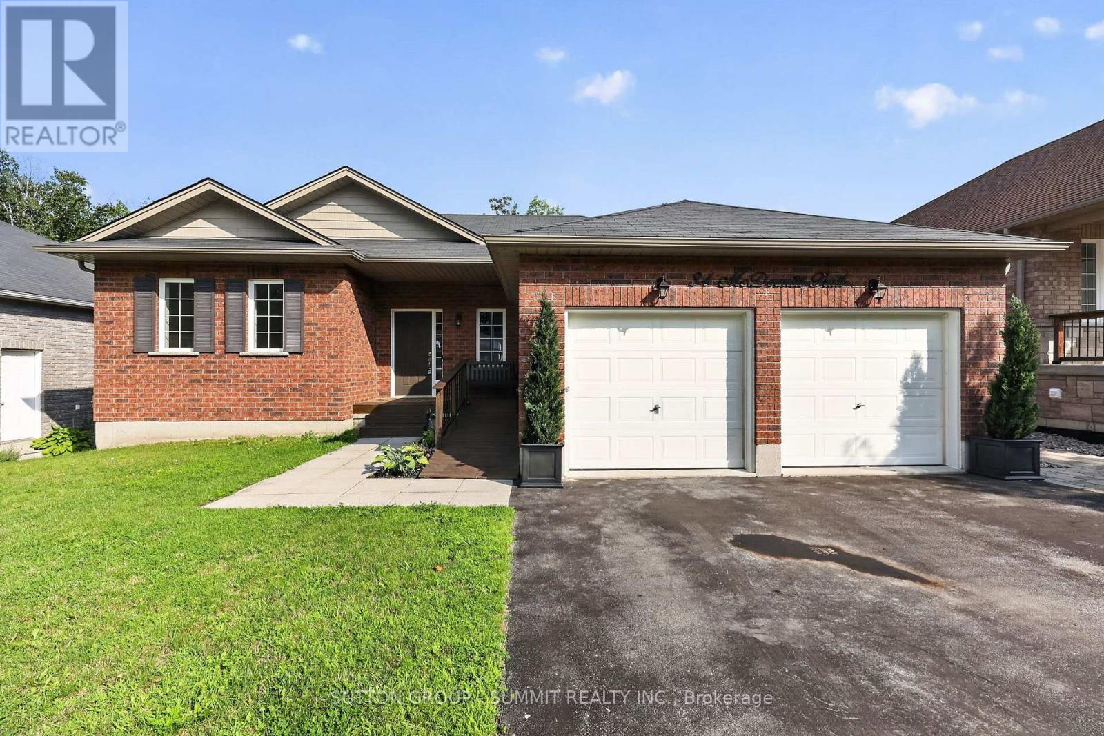 34 Mcdermitt Trail, Tay, Ontario  L0K 2A0 - Photo 4 - S13646546
